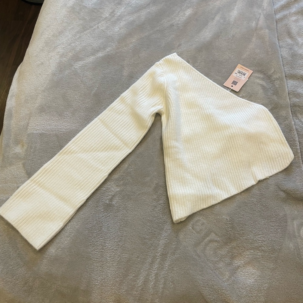 Tiger Mist One Arm Sweater Top